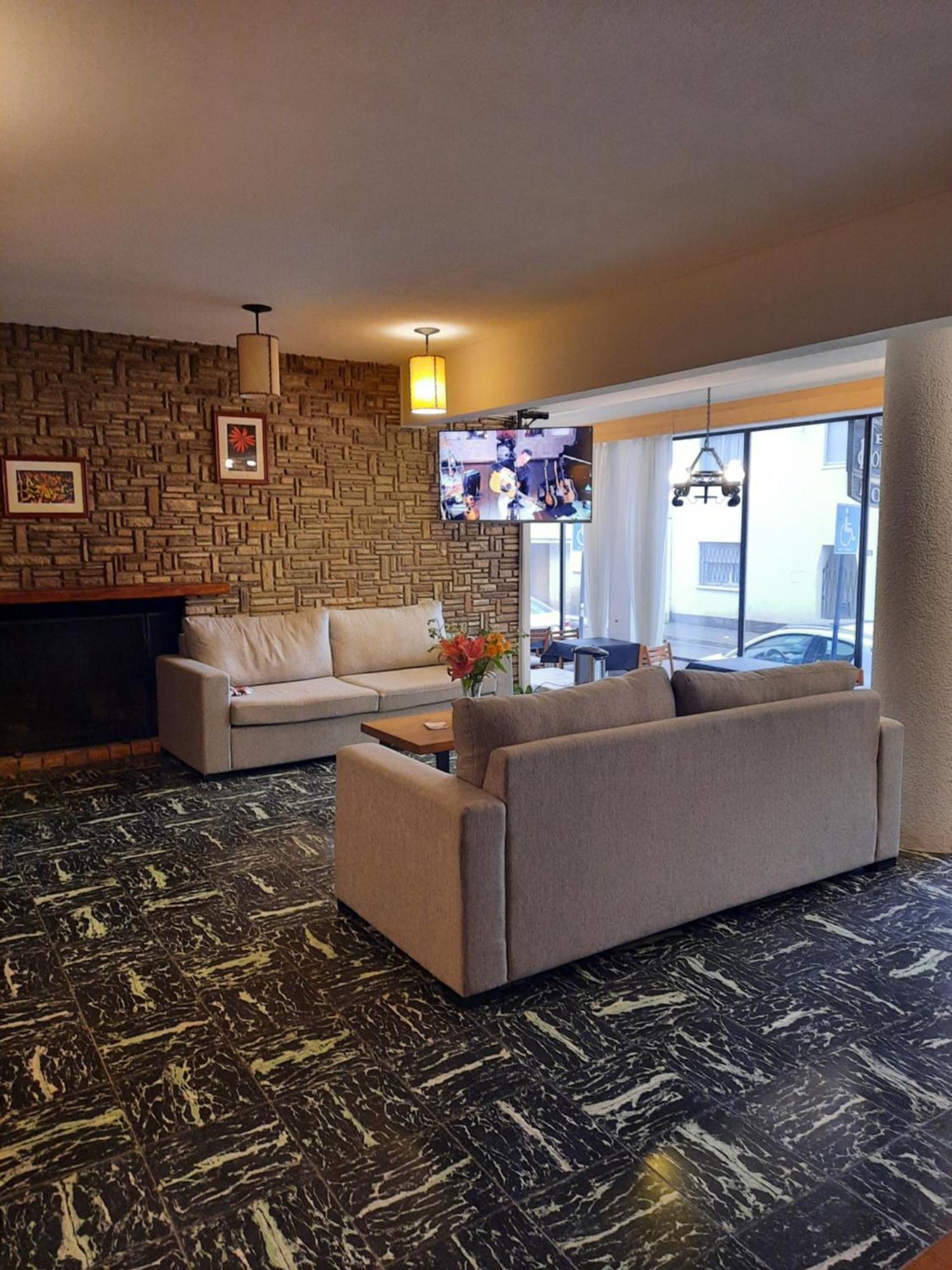 סן קרלוס דה ברילוצ'ה Hosteria Bello Horizonte מראה חיצוני תמונה